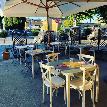 L'apparita Camere Pienza Esterno foto