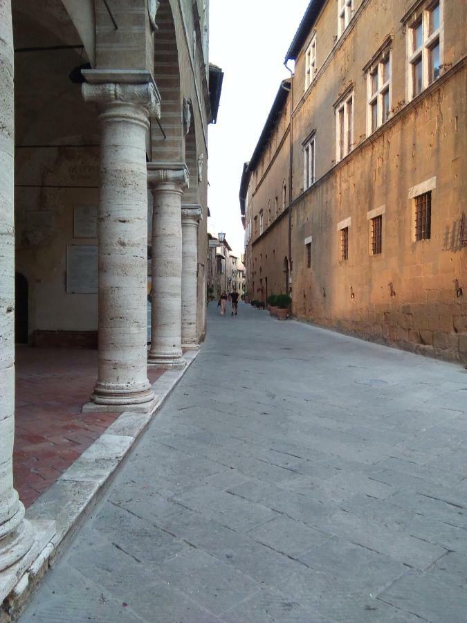 L'apparita Camere Pienza Esterno foto